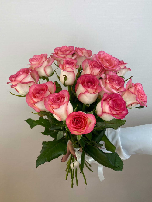 Цветы поштучно: Роза «Россия»